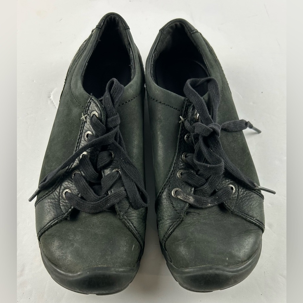 Keen Presidio Women’s Comfort Walking/ Hiking Sneakers Size 7